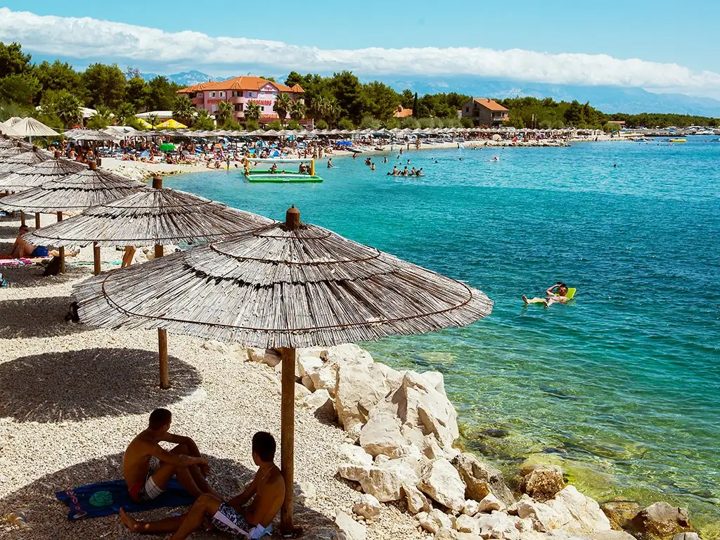 Vir strandjai és vízisportok